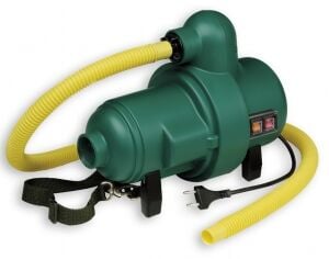 Bravo 2000 şişme bot pompası. 230V AC.